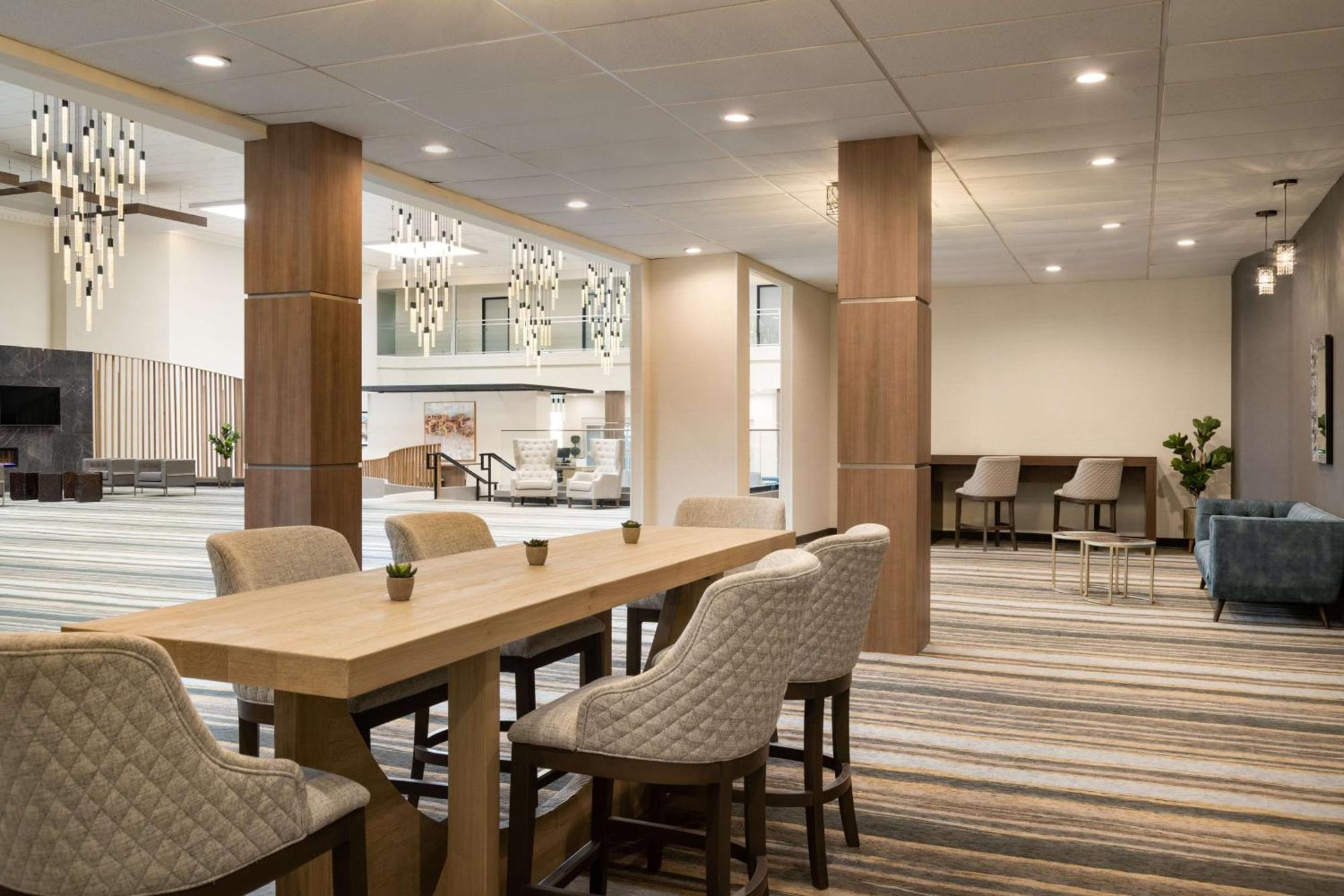 Doubletree By Hilton Fort Worth South Extérieur photo
